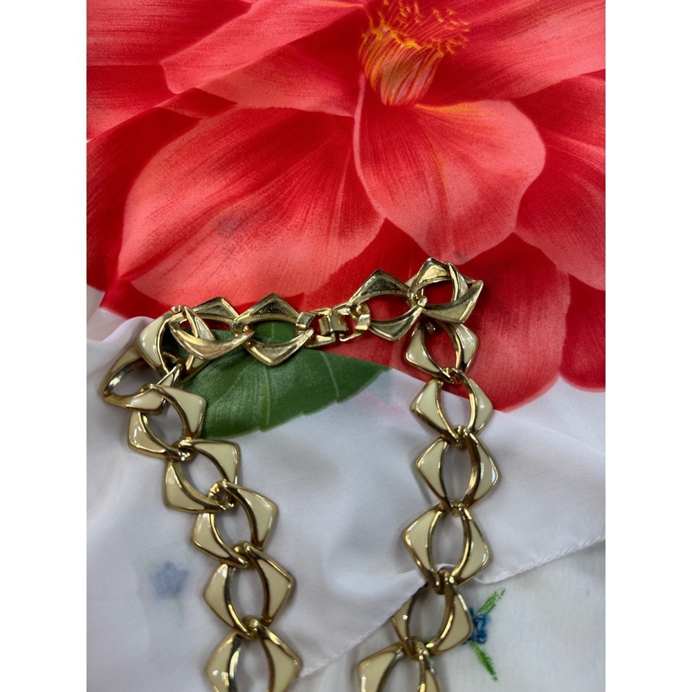 Vintage Gold Tone Cream Enamel Geometric Link Collar Necklace Retro Bold - Picture 5 of 7